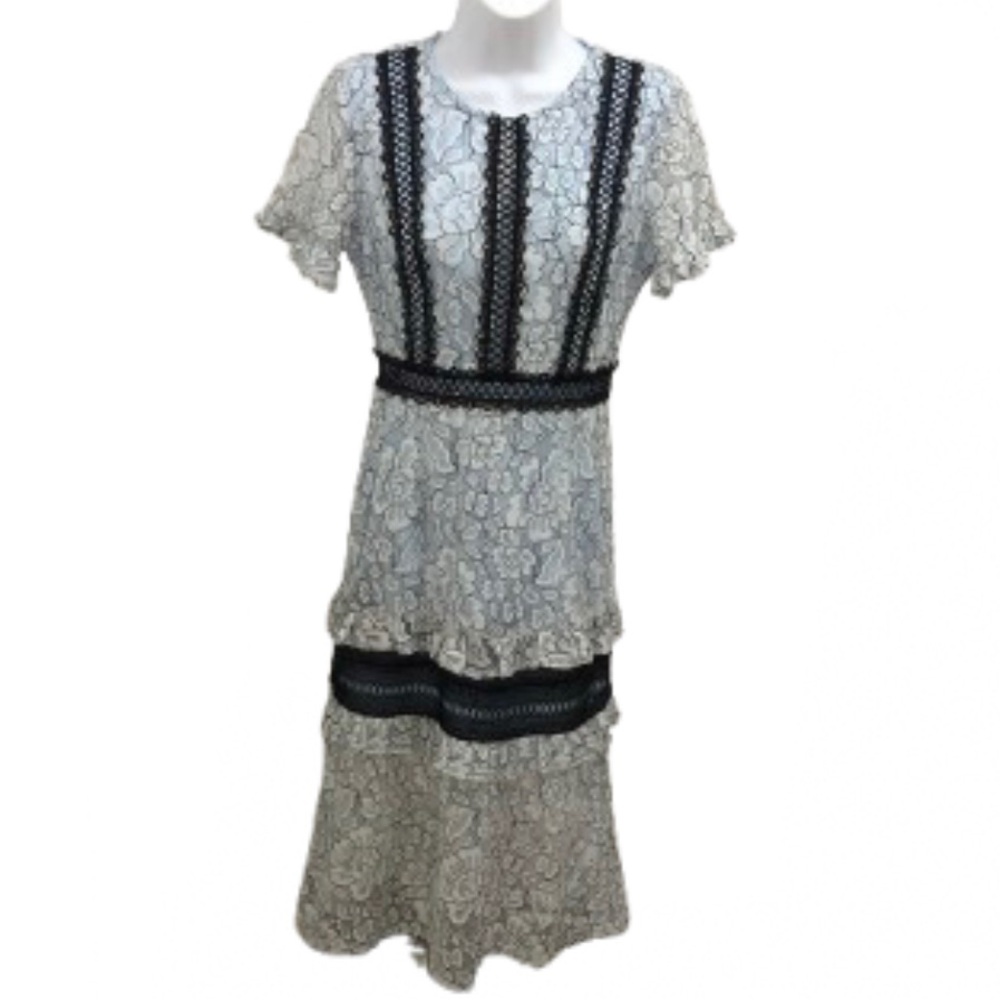 PRETTY LITTLE THING FLORAL LACE MIDI DRESS • Sz 10